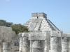 La pyramide de Kukulcan a Chichen Itza, vue sous un autre angle qu a l accoutumé